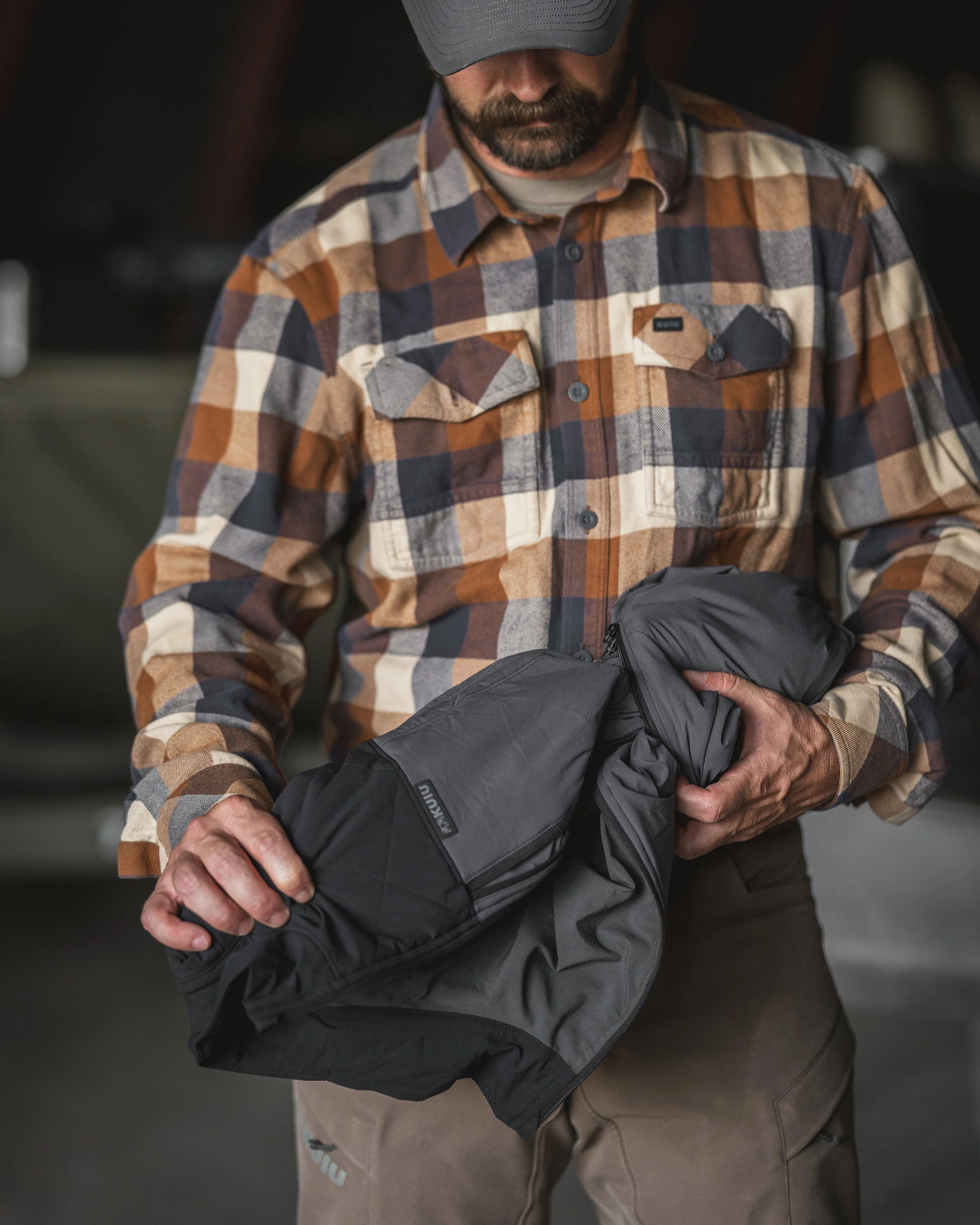 Transit Packable Vest | Gunmetal/Stone - Image 5