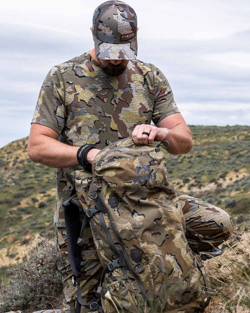 ULTRA Merino 120 LT SS Crew-T | Stone - Image 4
