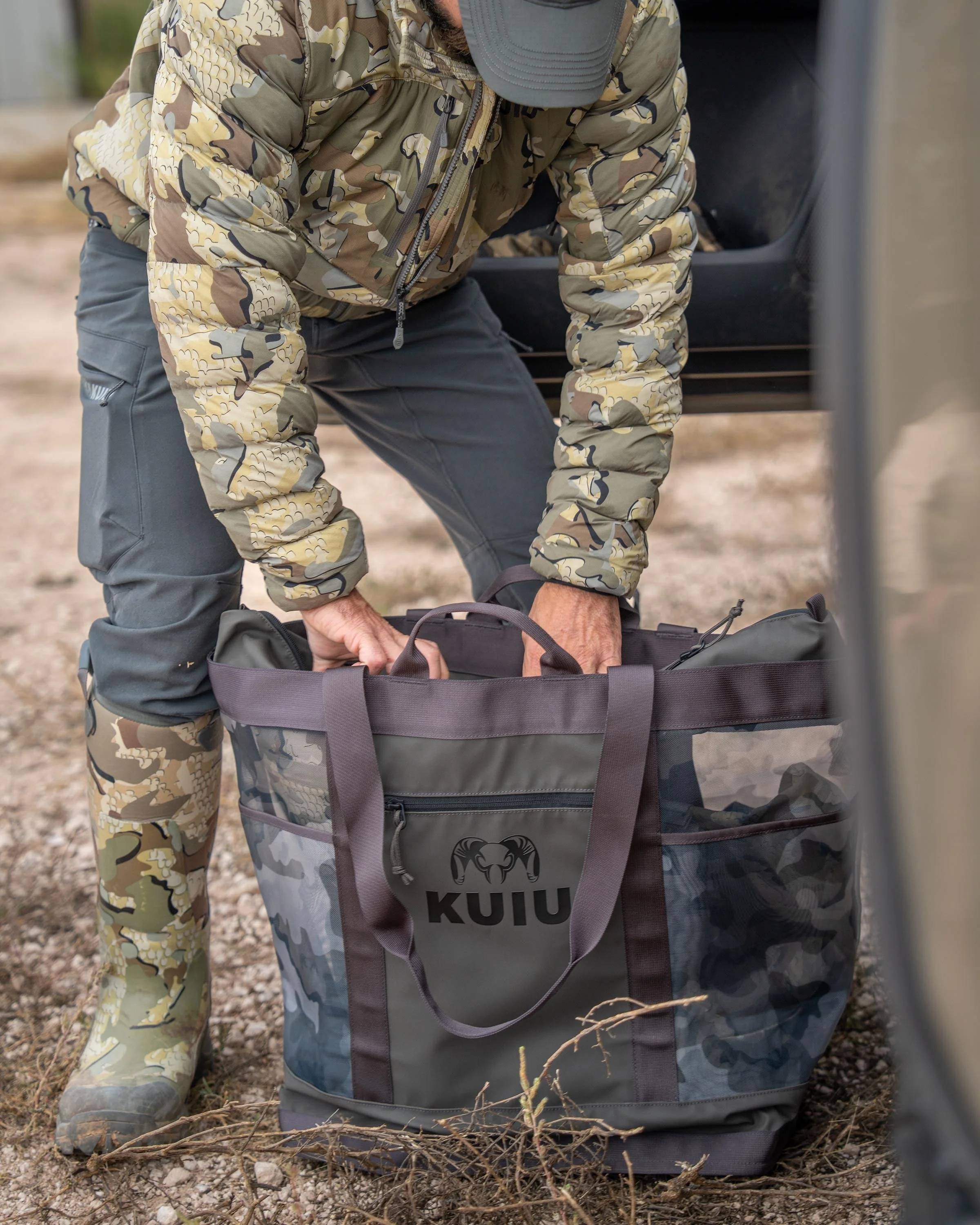 KUIU 3500 Mesh Tote Bag | Gunmetal - Image 3